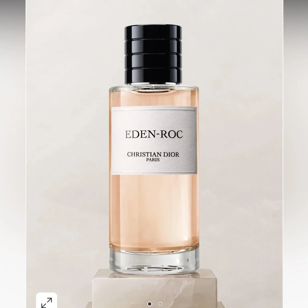 Dior travel size perfumes and dustbag - Picture 3 of 5